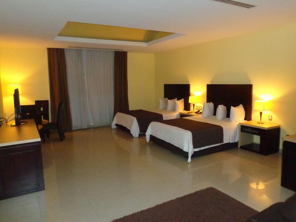 Hípico Hotel 4*